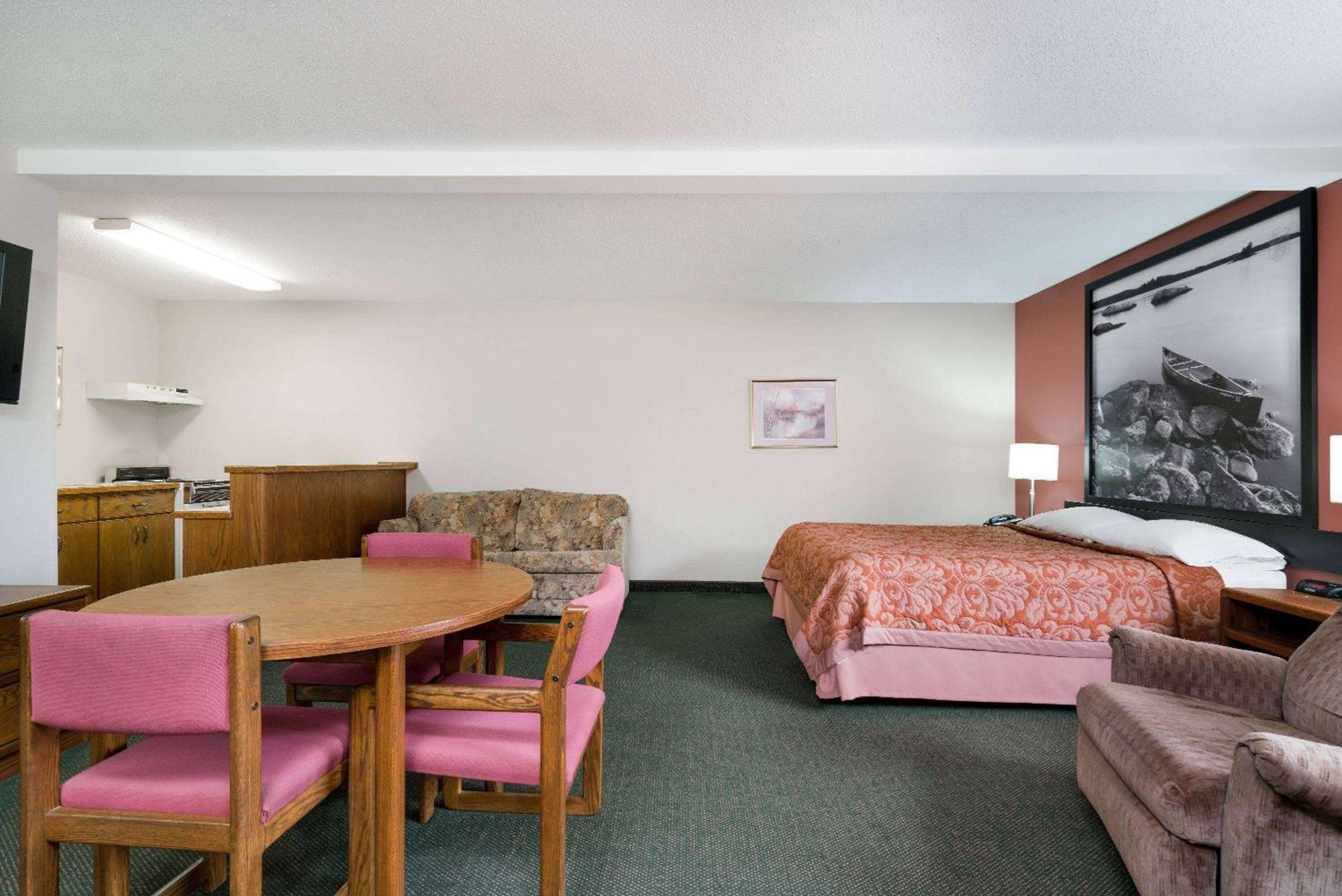 Hotel Super 8 By Wyndham Perham Exterior foto